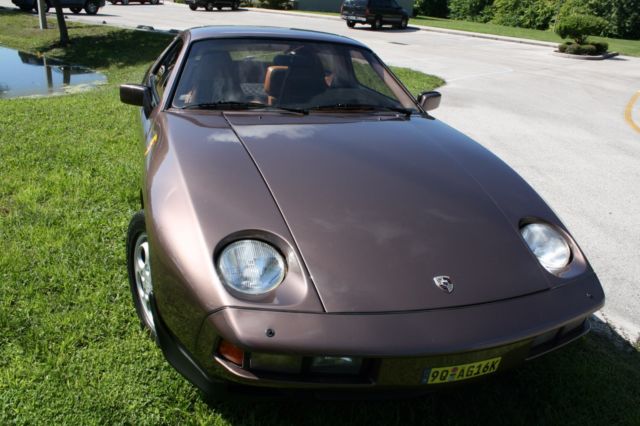 1979 Gold Porsche 928 Coupe