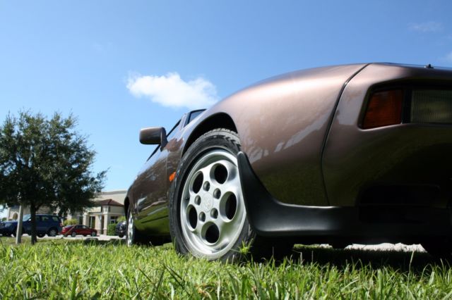 1979 Gold Porsche 928 Coupe