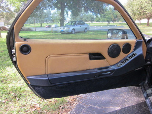 1986 Blue Porsche 928 HATCHBACK