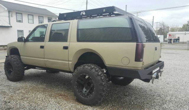 1993 Tan Chevrolet Suburban SUV