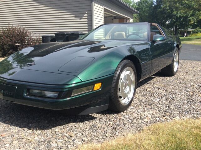 1993 Green Chevrolet Corvette