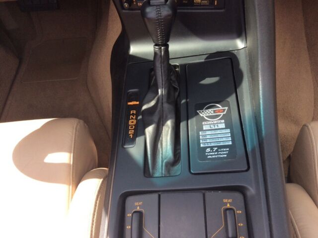 1993 Green Chevrolet Corvette