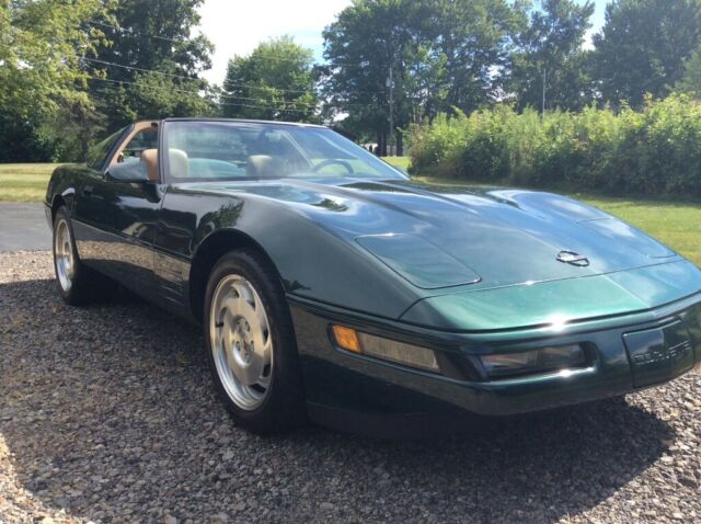 1993 Green Chevrolet Corvette