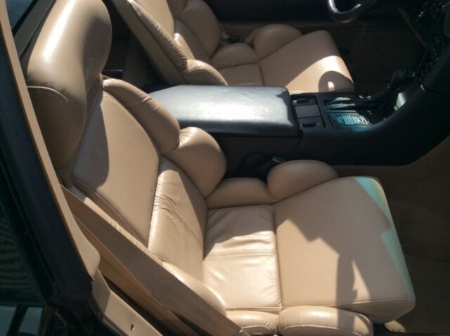 1993 Green Chevrolet Corvette