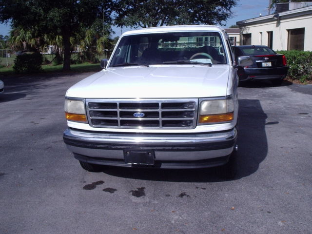 1993 White Ford Bronco SUV