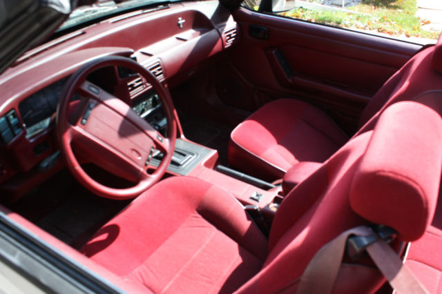 1993 silver Ford Mustang Convertible