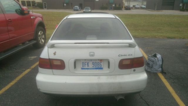 1993 White Honda Civic Sedan