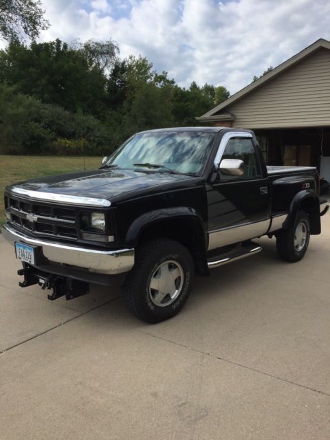 1993 Black Chevrolet C/K Pickup 1500 Regular Cab