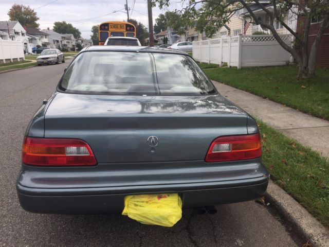 1993 Blue/green Acura Legend SEDAN