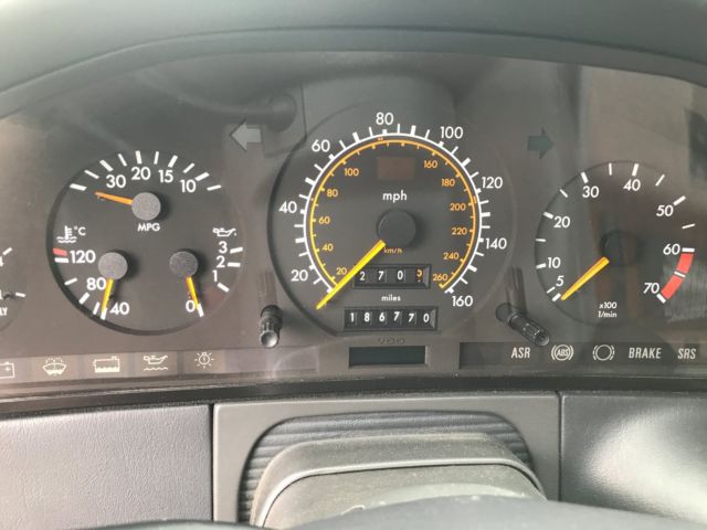 1993 Dark Blue/Black Mercedes-Benz 500-Series Sedan