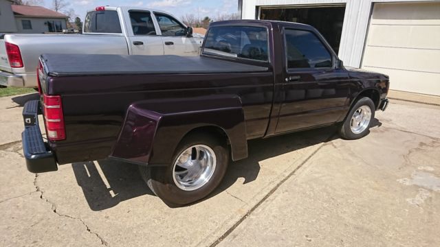 1993 Burgundy Chevrolet S-10 Cab & Chassis