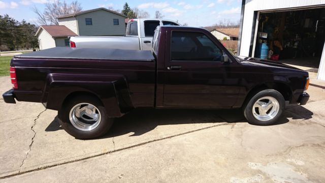 1993 Burgundy Chevrolet S-10 Cab & Chassis