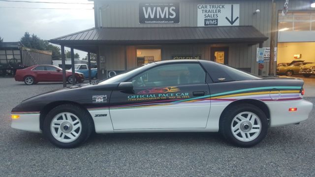 1993 White Chevrolet Camaro Hatchback