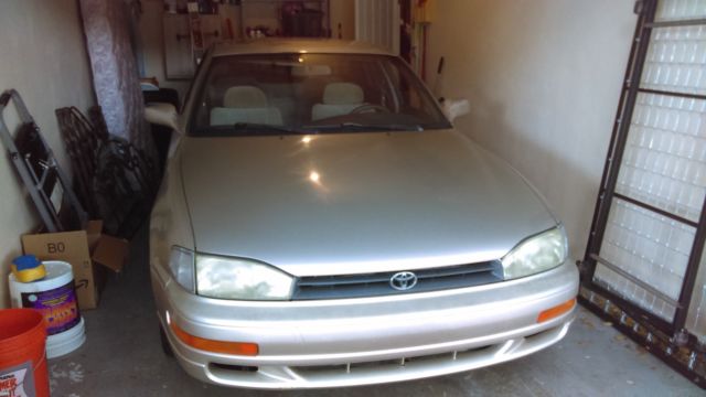1993 Tan Toyota Camry Sedan