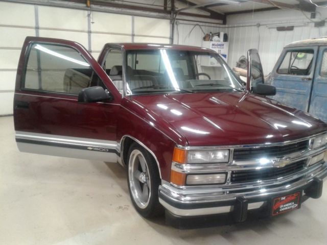 1994 Red Chevrolet C/K Pickup 1500 Standard Cab Pickup