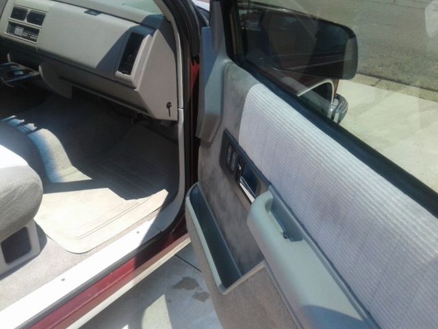 1994 Red Chevrolet C/K Pickup 1500 Standard Cab Pickup