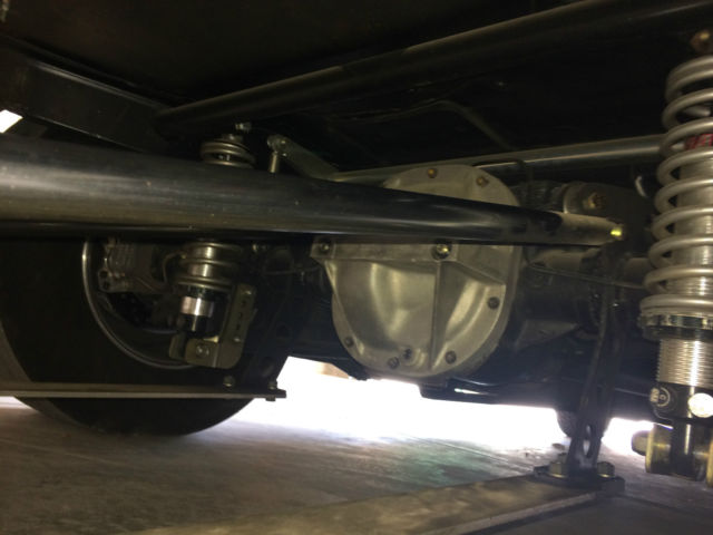 1994 White and Charcoal Ford Mustang Coupe