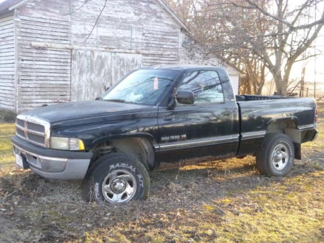 1994 Black Dodge Ram 1500 short bed