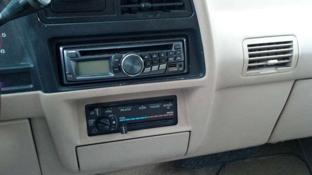 1994 Green Ford Explorer SUV