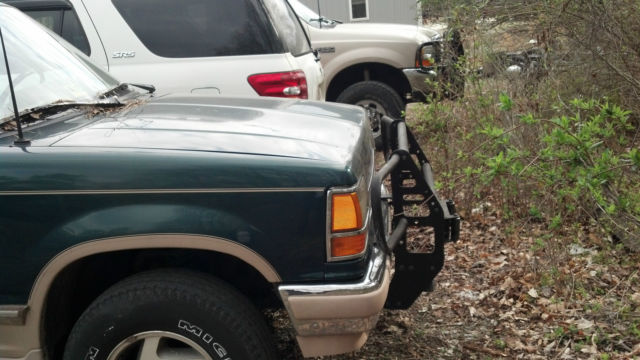 1994 Green Ford Explorer SUV