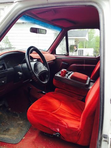 1994 White Ford F-350