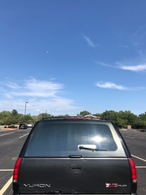 1994 Black GMC Yukon SUV