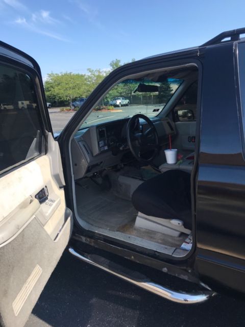 1994 Black GMC Yukon SUV