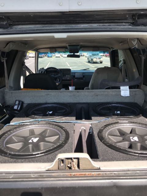 1994 Black GMC Yukon SUV