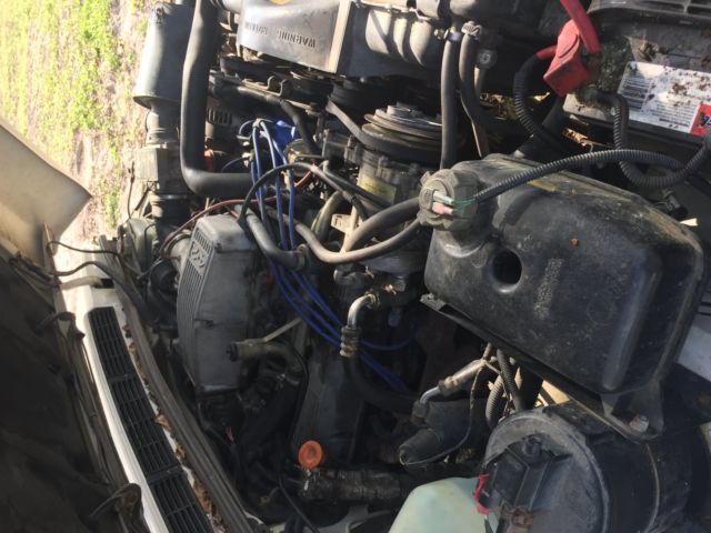 1994 White Land Rover Range Rover SUV