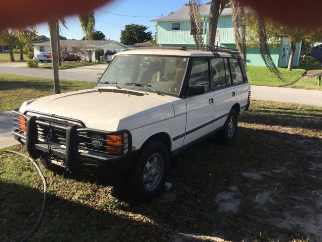 1994 White Land Rover Range Rover SUV