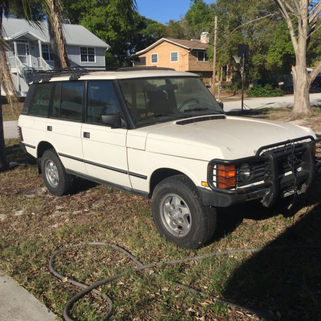 1994 White Land Rover Range Rover SUV