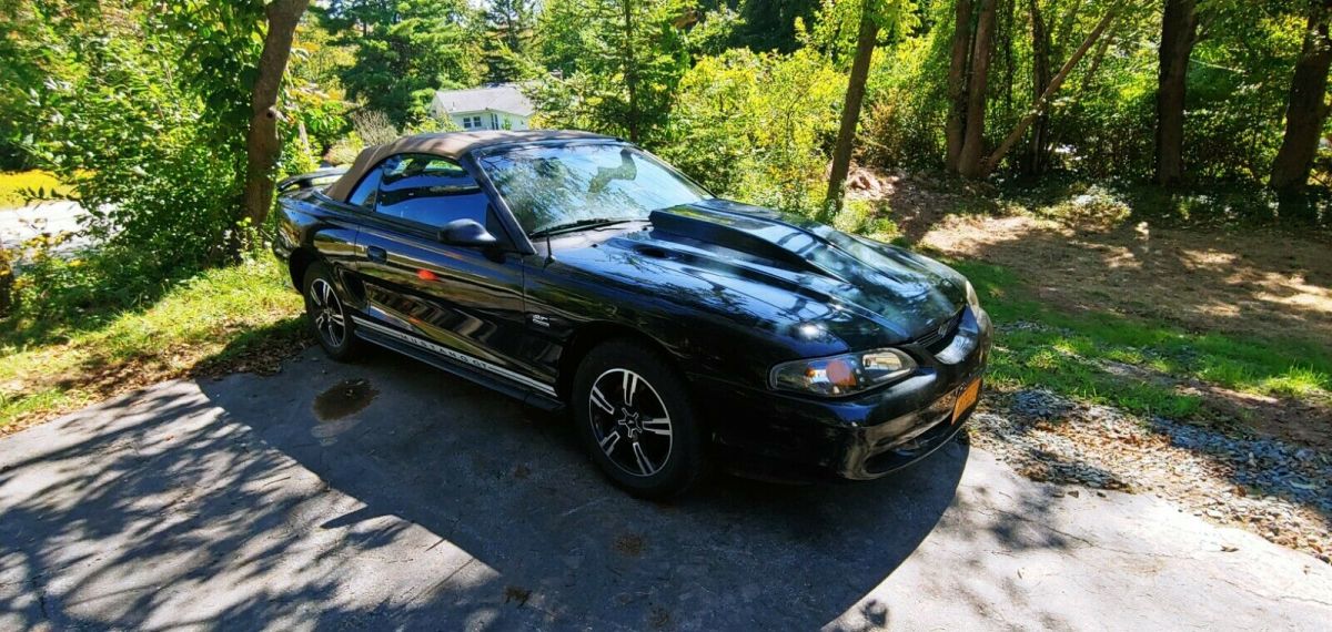 1994 Green Ford Mustang Convertible