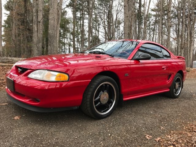 1994 Red Ford Mustang