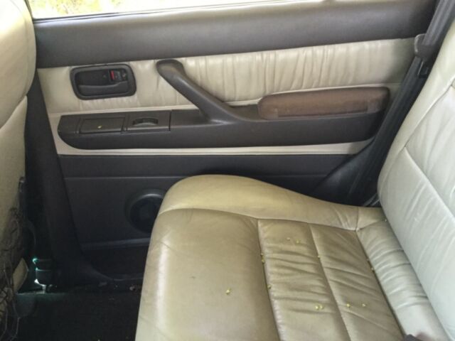 1994 Dark green Toyota Land Cruiser Truck