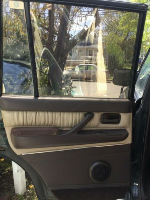 1994 Dark green Toyota Land Cruiser Truck