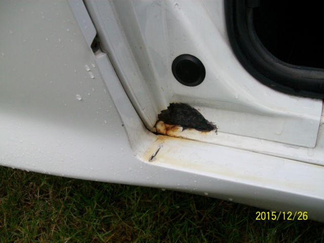 1994 White Chevrolet Cavalier Coupe