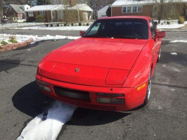1986 Red Porsche 944 Coupe
