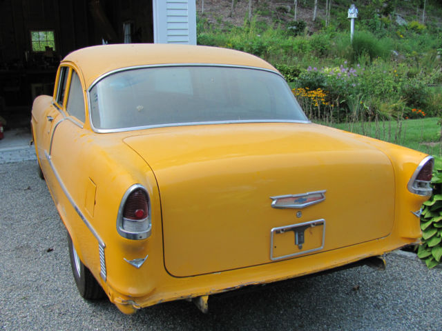 1955 Yellow Chevrolet Bel Air/150/210 Sedan