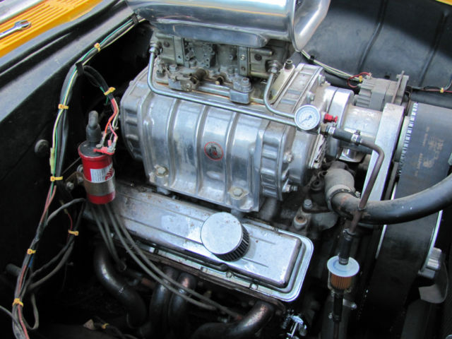 1955 Yellow Chevrolet Bel Air/150/210 Sedan