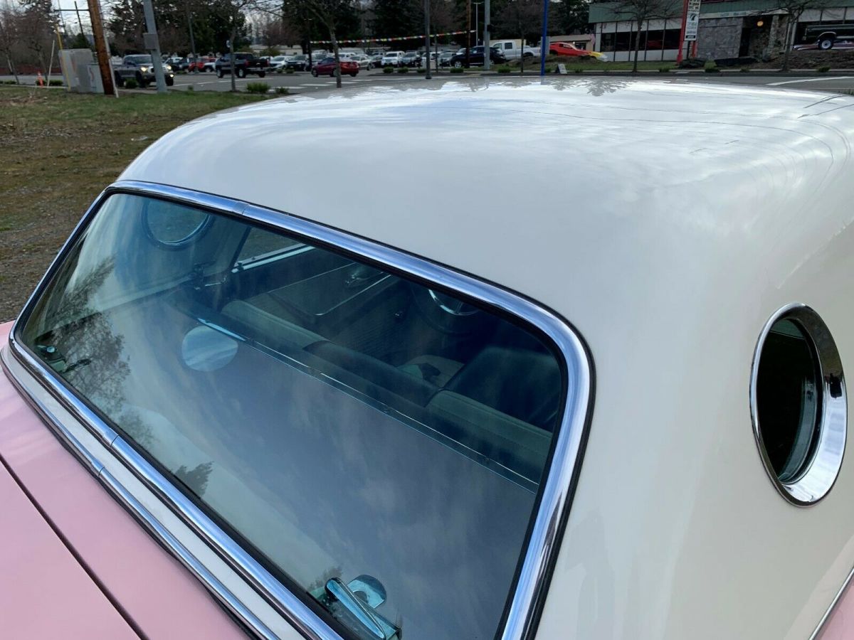 1957 Ford Thunderbird