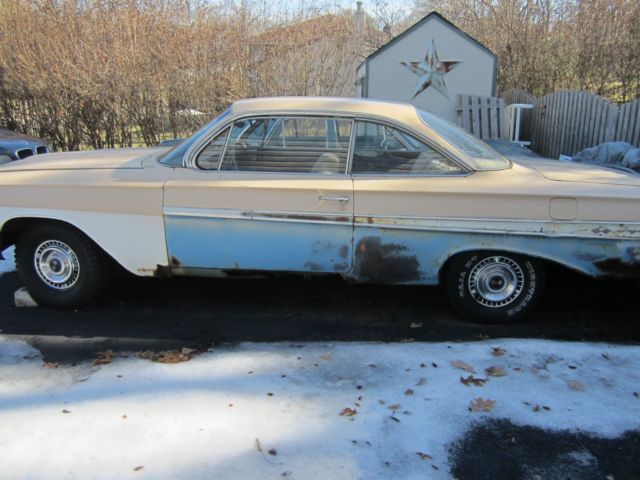 1961 torquise Chevrolet Impala 2 dr hardtop coupe