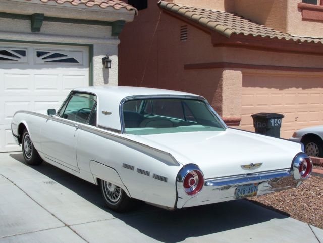 1962 White Ford Thunderbird Coupe