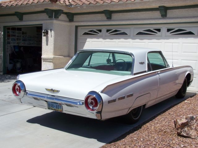 1962 White Ford Thunderbird Coupe