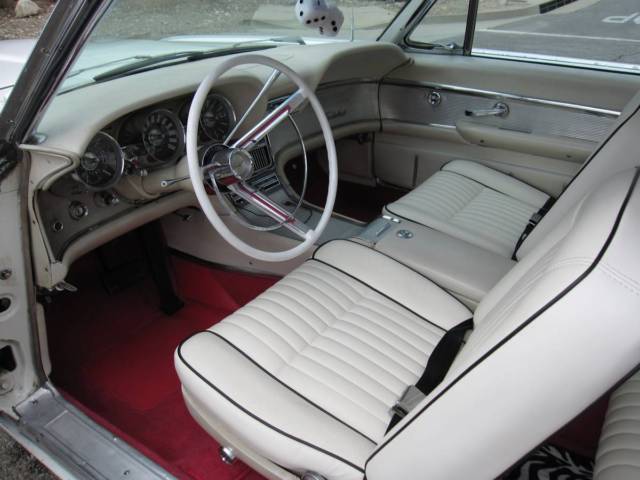 1962 White Ford Thunderbird Coupe