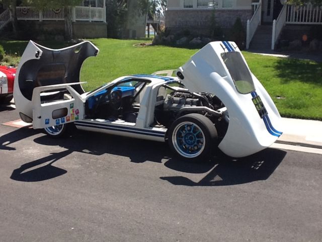1966 White Ford GT 40 Replicia