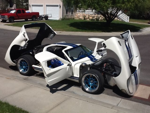 1966 White Ford GT 40 Replicia