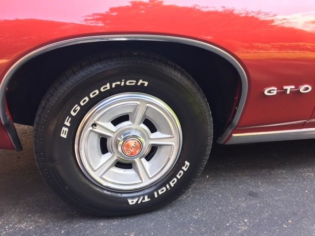 1969 Pontiac GTO coupe