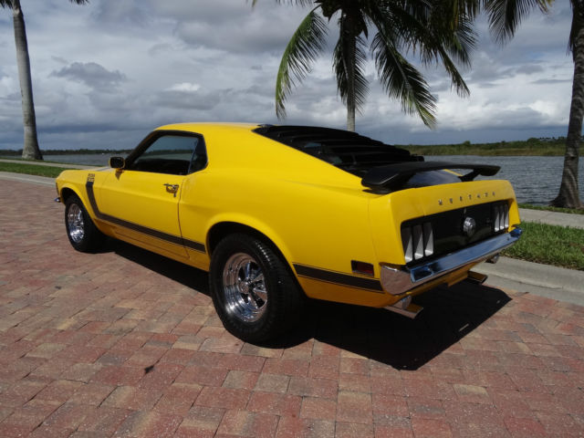 1970 Yellow Ford Mustang Coupe