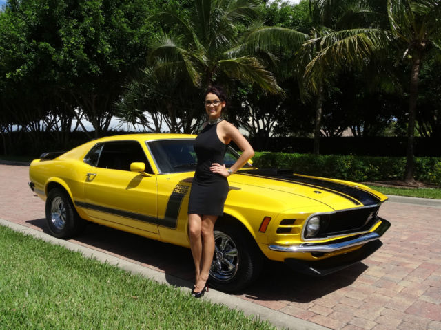 1970 Yellow Ford Mustang Coupe