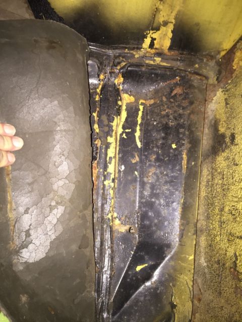 1971 Yellow Plymouth GTX